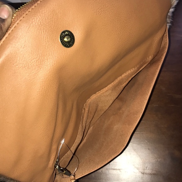 Purse - Picture 3 of 5